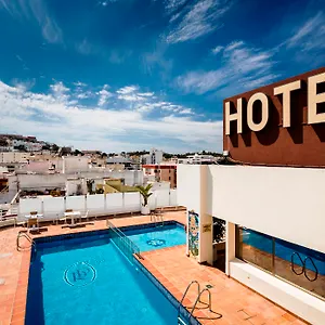 Royal Plaza Hotel